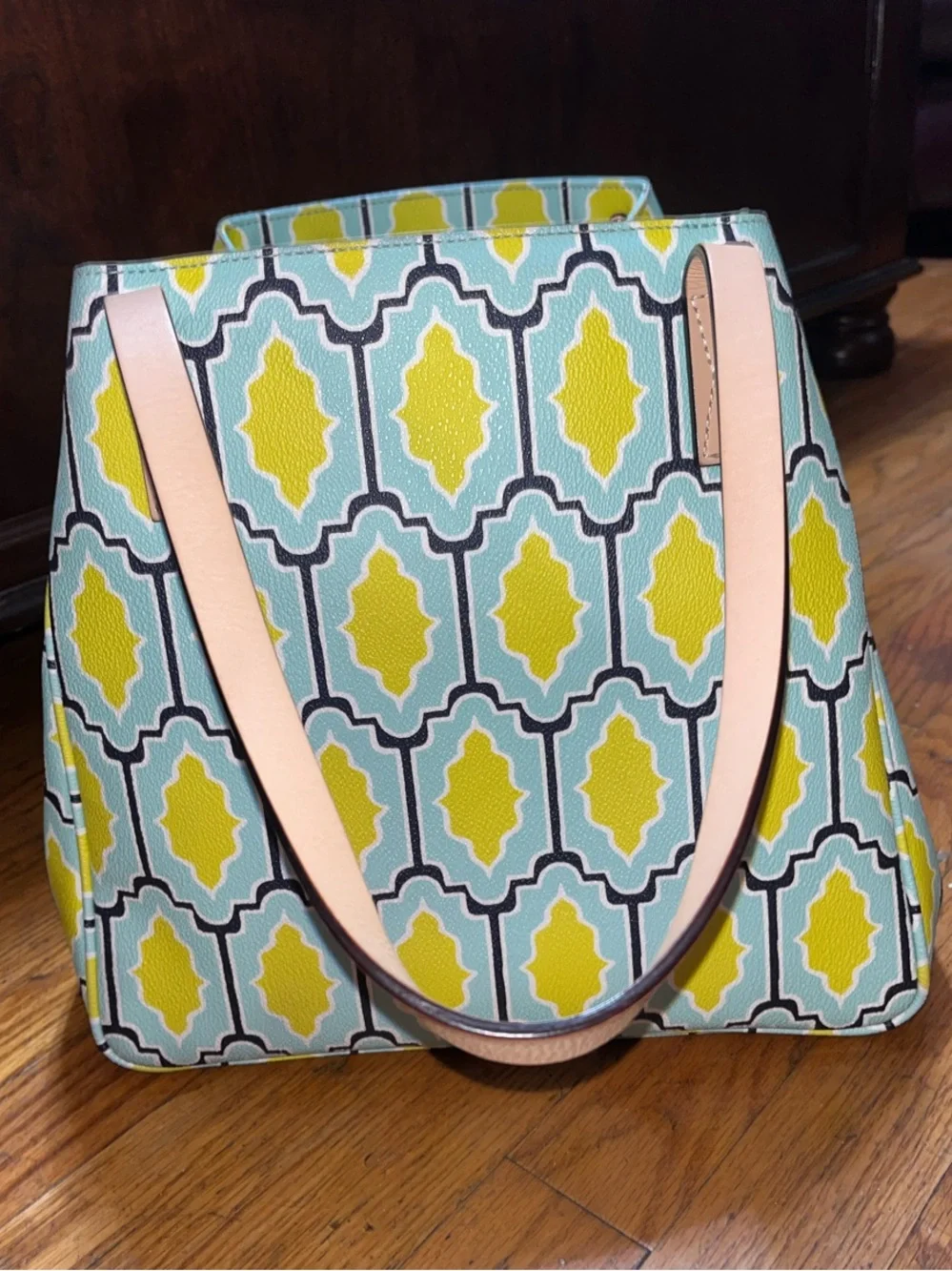 kate spade stylish yellow